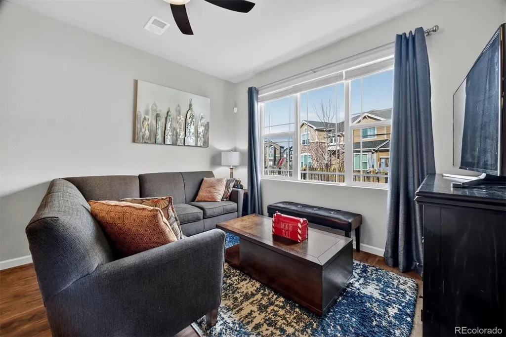 1853 S Buchanan Circle Aurora CO 80018