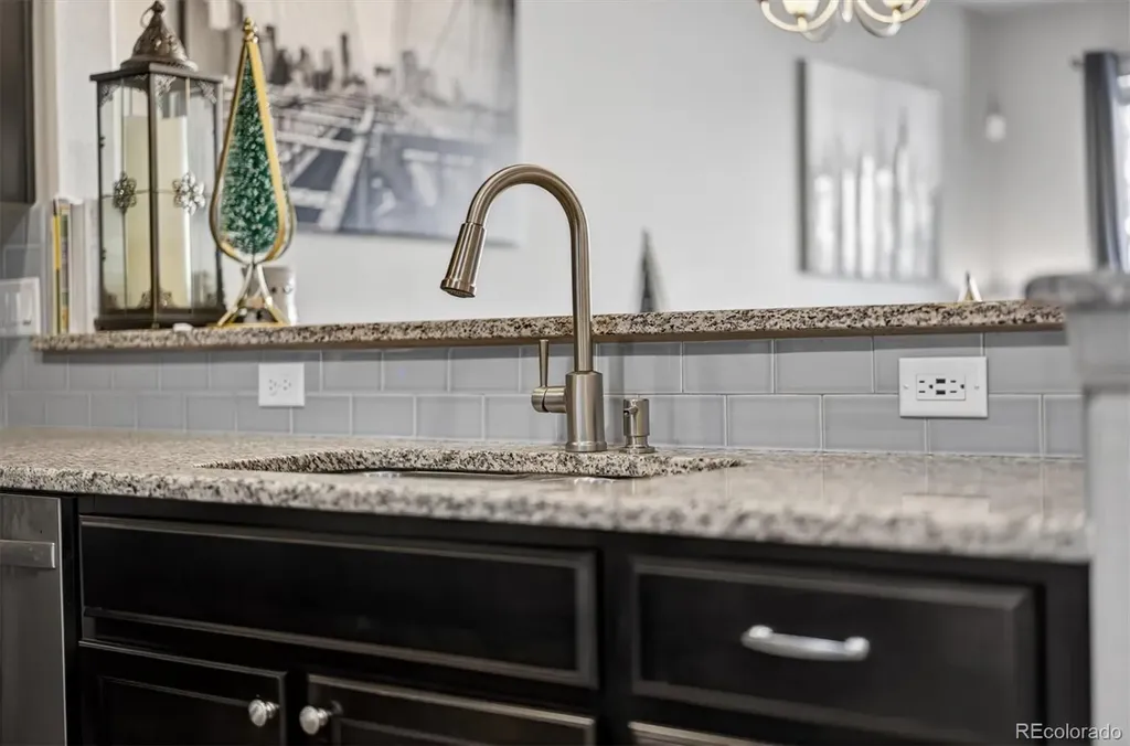 1853 S Buchanan Circle Aurora CO 80018