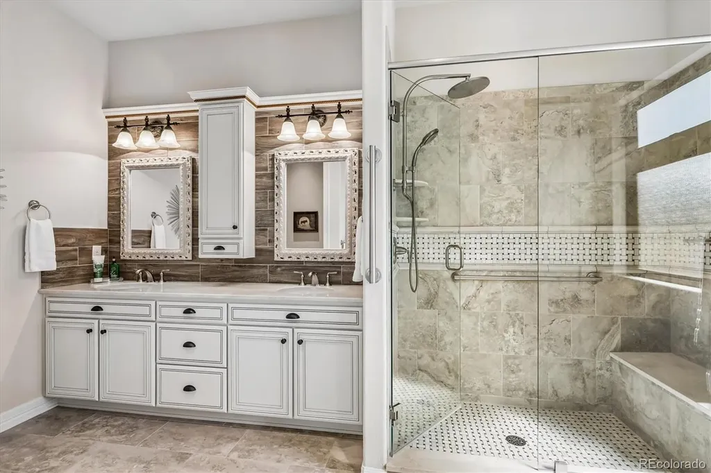 23070 E Del Norte Circle Aurora CO 80016