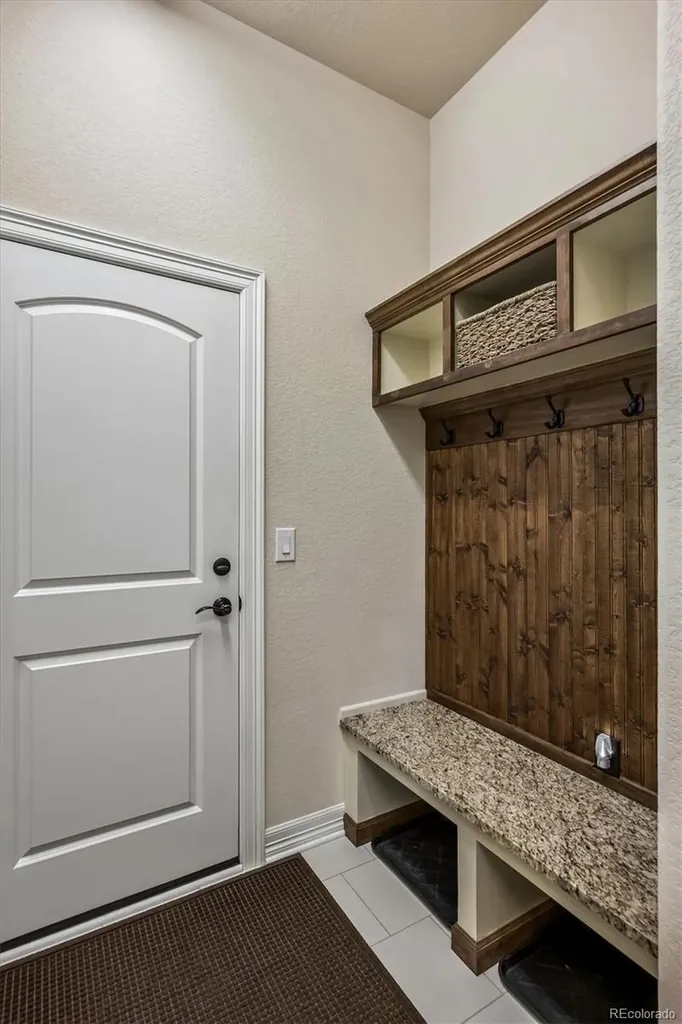 23070 E Del Norte Circle Aurora CO 80016