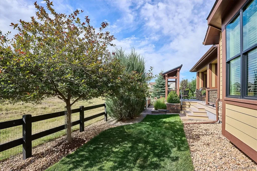 23070 E Del Norte Circle Aurora CO 80016