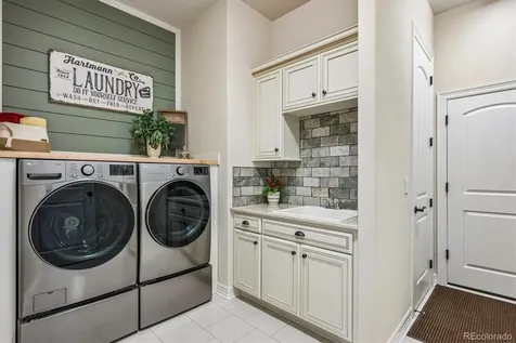 23070 E Del Norte Circle Aurora CO 80016