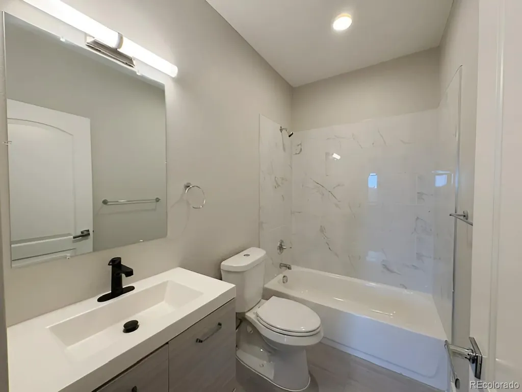 1401 W 85th Avenue Denver CO 80260