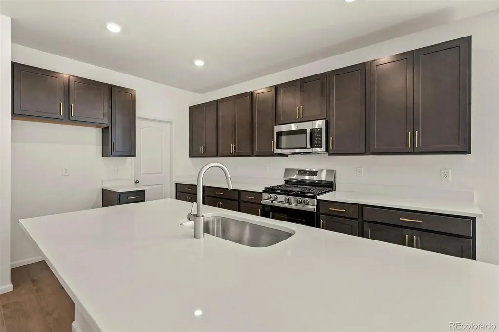 47378 Bluebell Avenue Bennett CO 80102