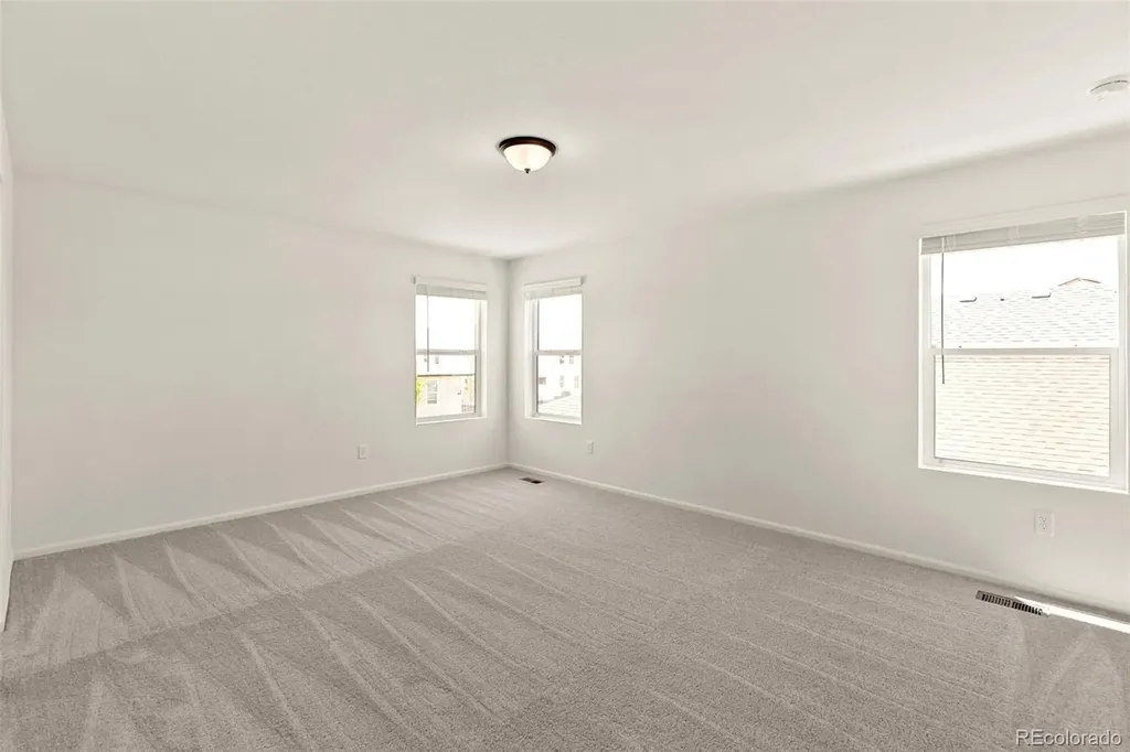 47378 Bluebell Avenue Bennett CO 80102