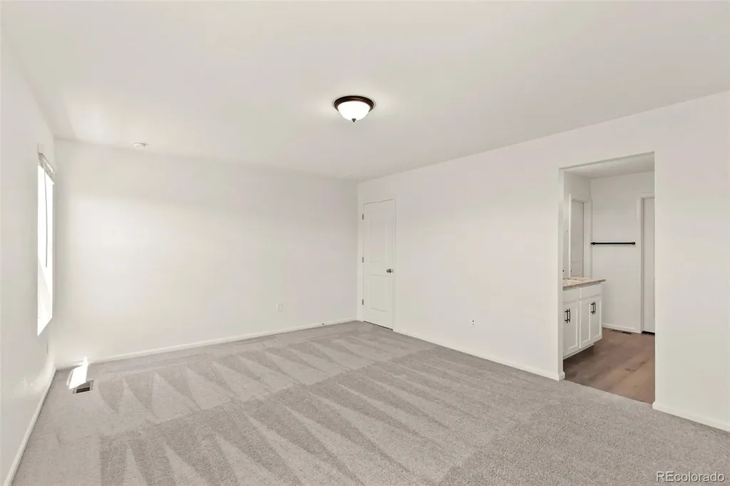 47378 Bluebell Avenue Bennett CO 80102