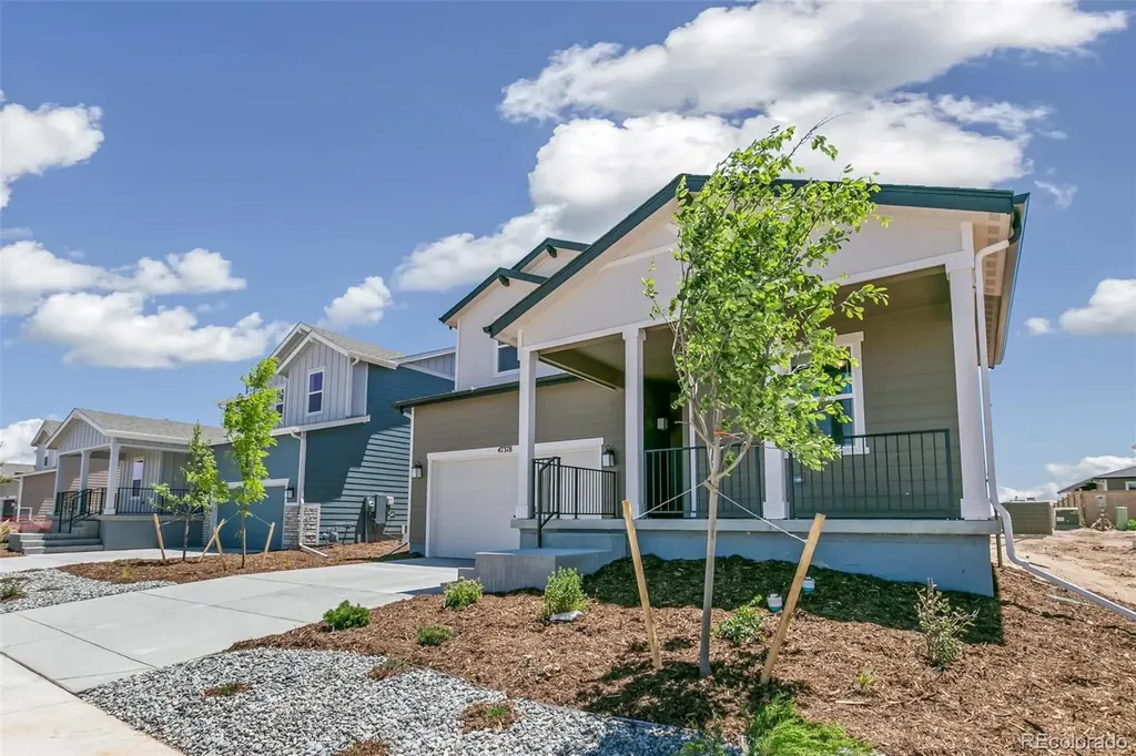 47378 Bluebell Avenue Bennett CO 80102