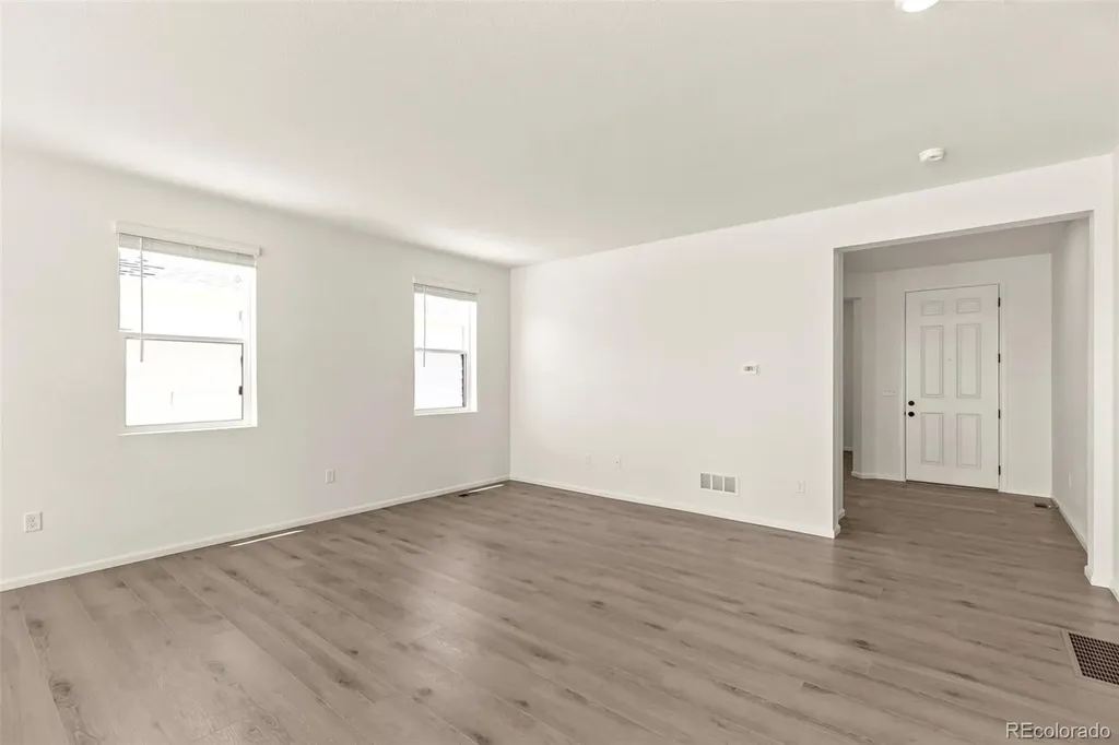 47378 Bluebell Avenue Bennett CO 80102