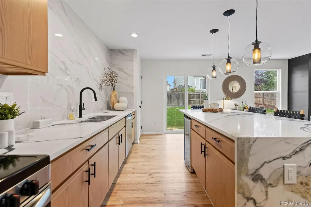 21960 E Crestline Lane Aurora CO 80015
