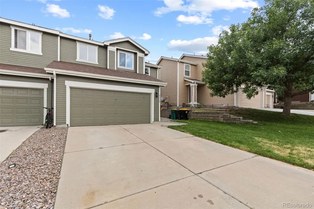 21960 E Crestline Lane Aurora CO 80015