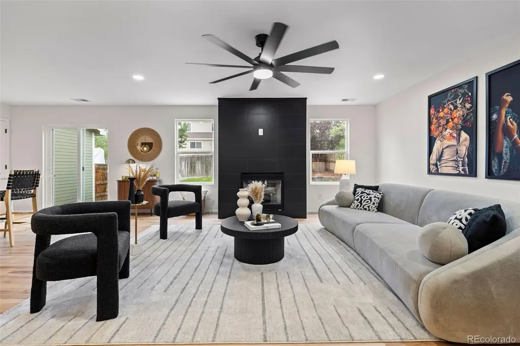 21960 E Crestline Lane Aurora CO 80015