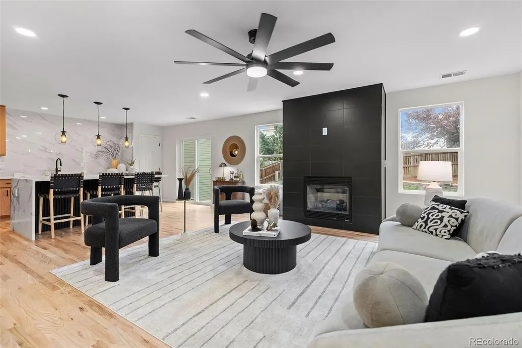 21960 E Crestline Lane Aurora CO 80015