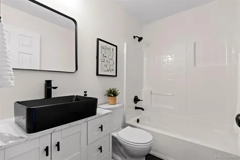 21960 E Crestline Lane Aurora CO 80015