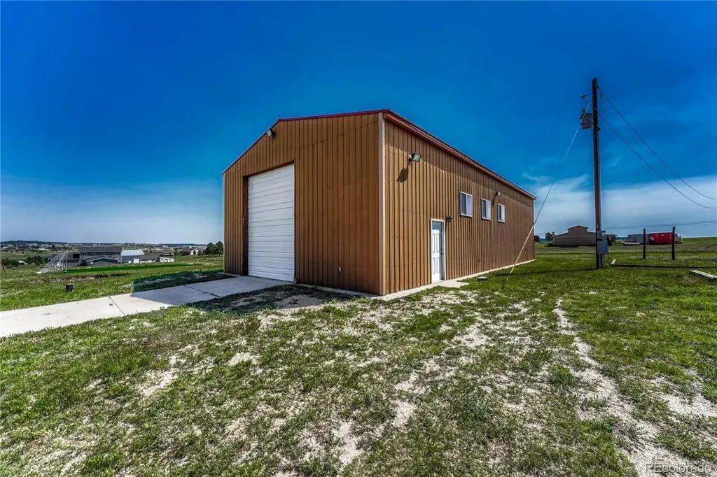 13695 Woodlake Road Elbert CO 80106