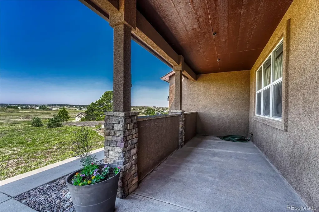 13695 Woodlake Road Elbert CO 80106