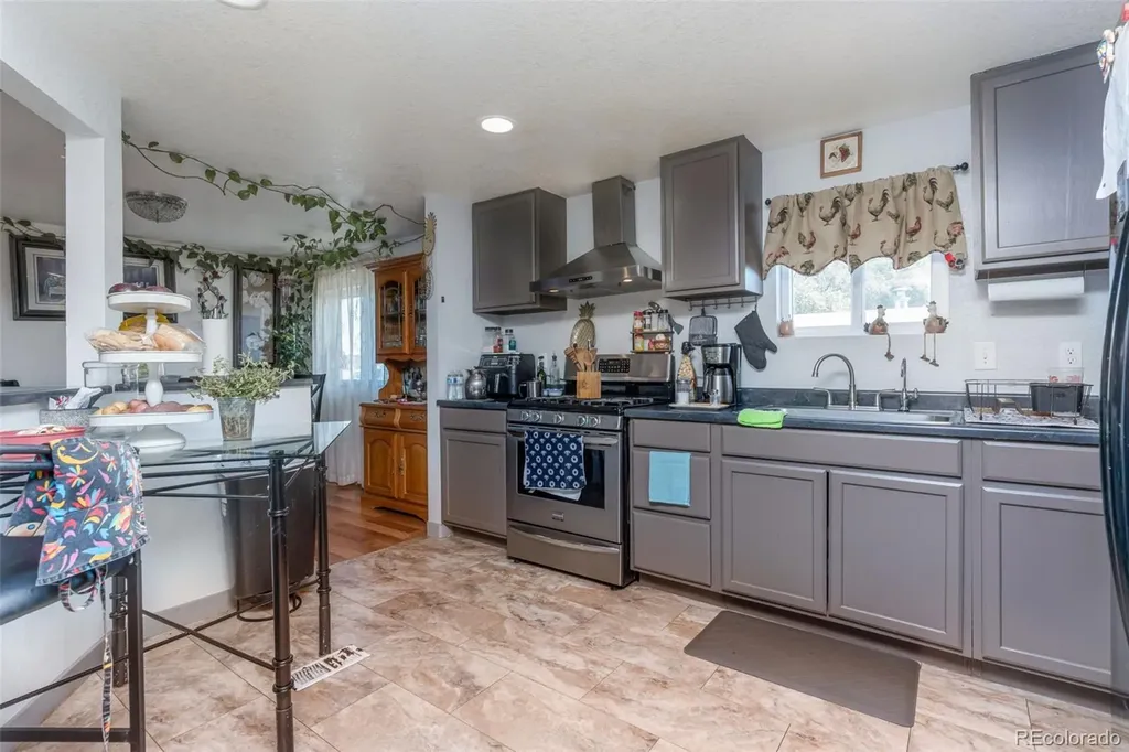 9100 Tejon Federal Heights CO 80260