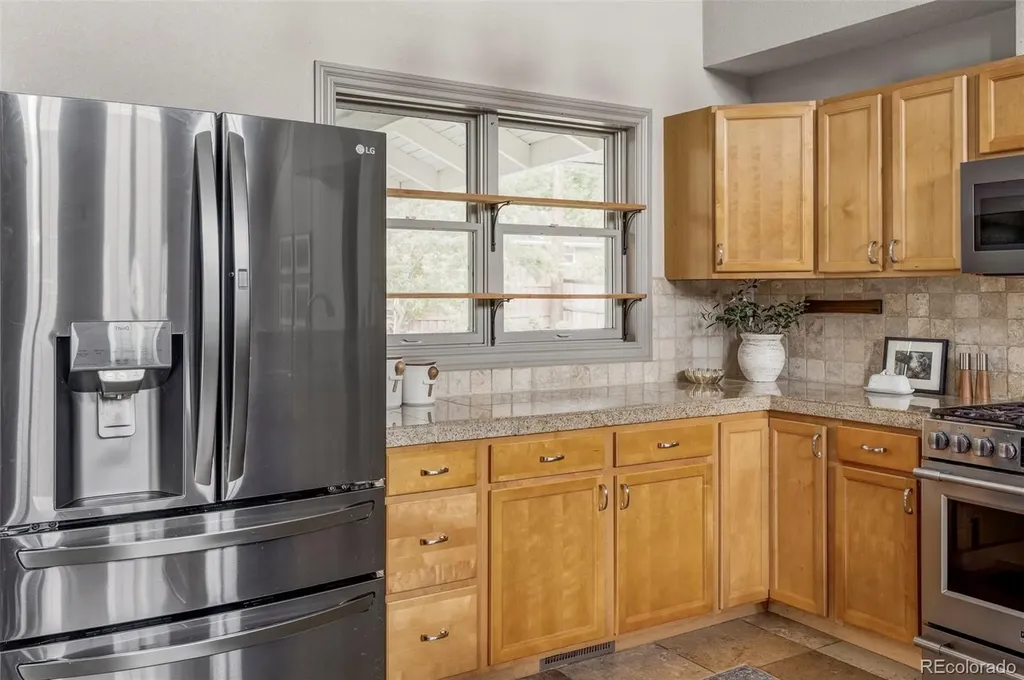 11967 W 14th Avenue Lakewood CO 80401