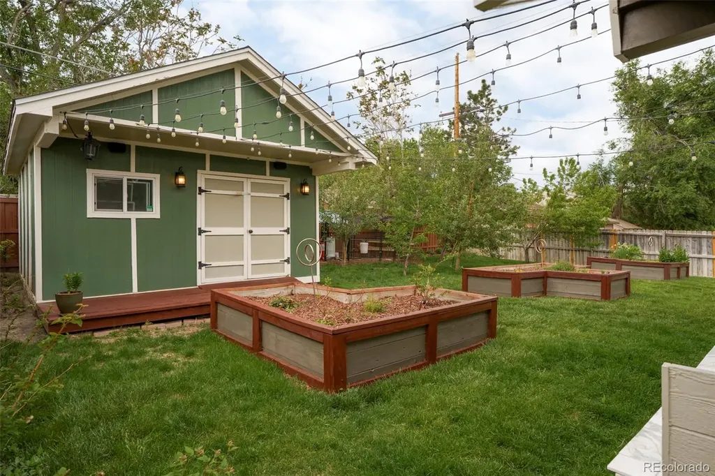 11967 W 14th Avenue Lakewood CO 80401
