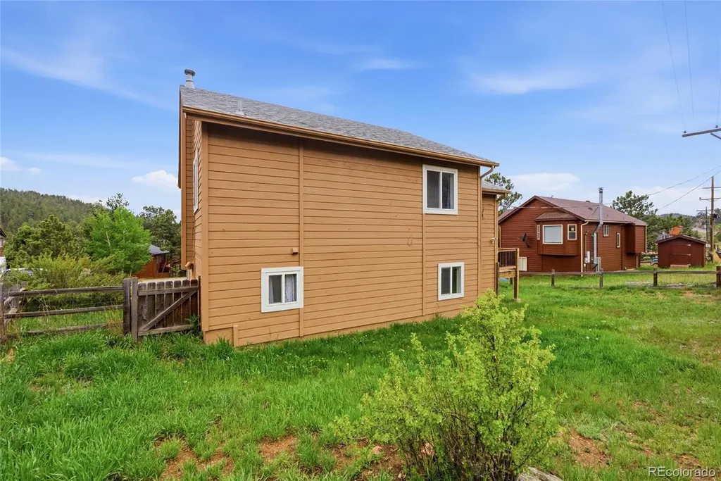73 Sunlight Lane Bailey CO 80421