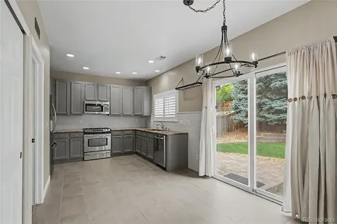 10021 Apollo Bay Way Littleton CO 80130