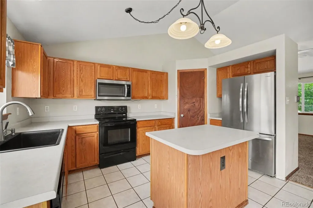 11441 Lima Court Henderson CO 80640