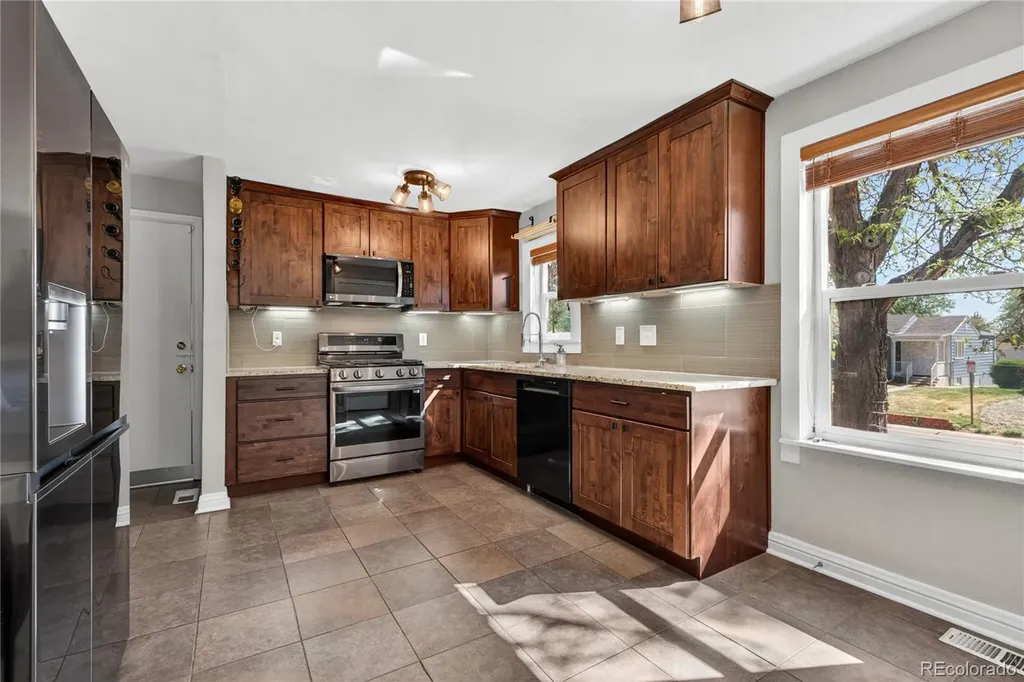 5085 Alcott Street Denver CO 80221