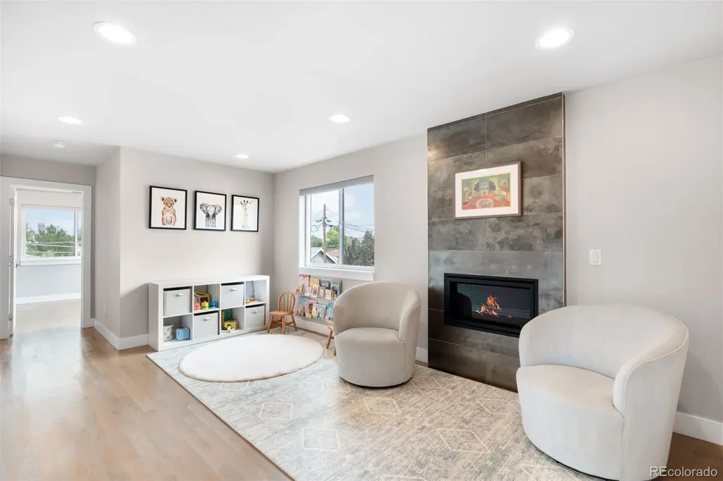 2142 Lowell Boulevard Denver CO 80211