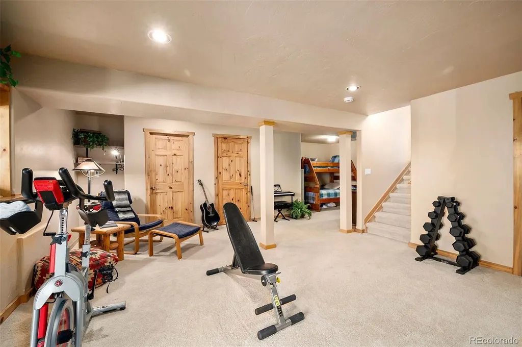 290 Village Road Granby CO 80446