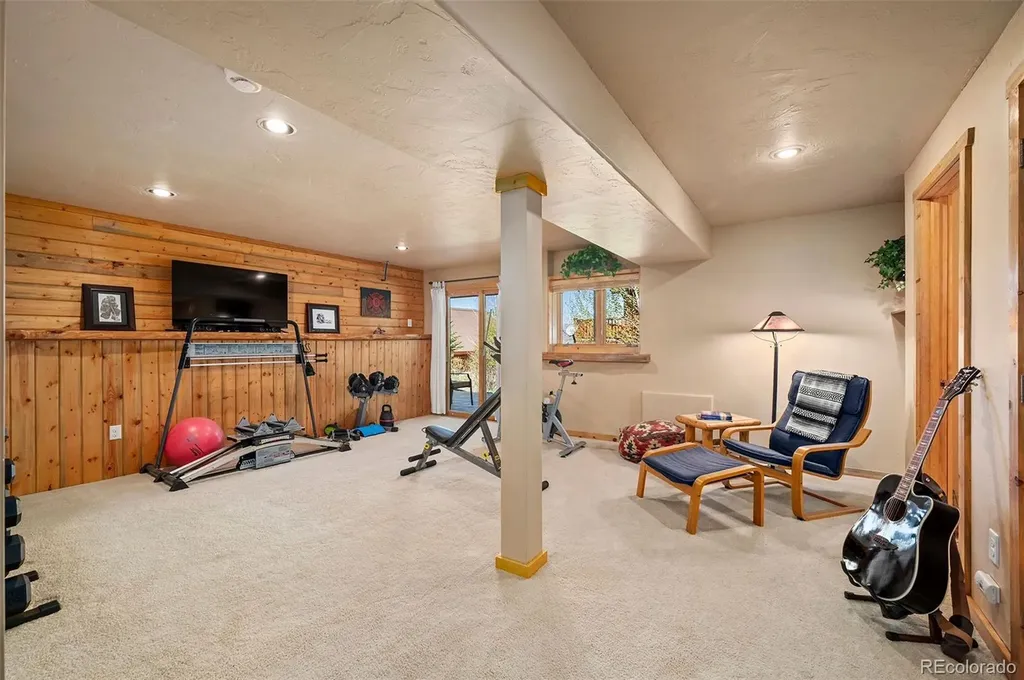 290 Village Road Granby CO 80446