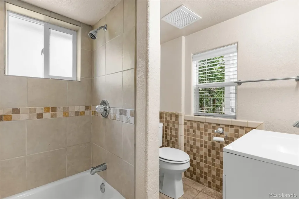 36 Reed Place Longmont CO 80504