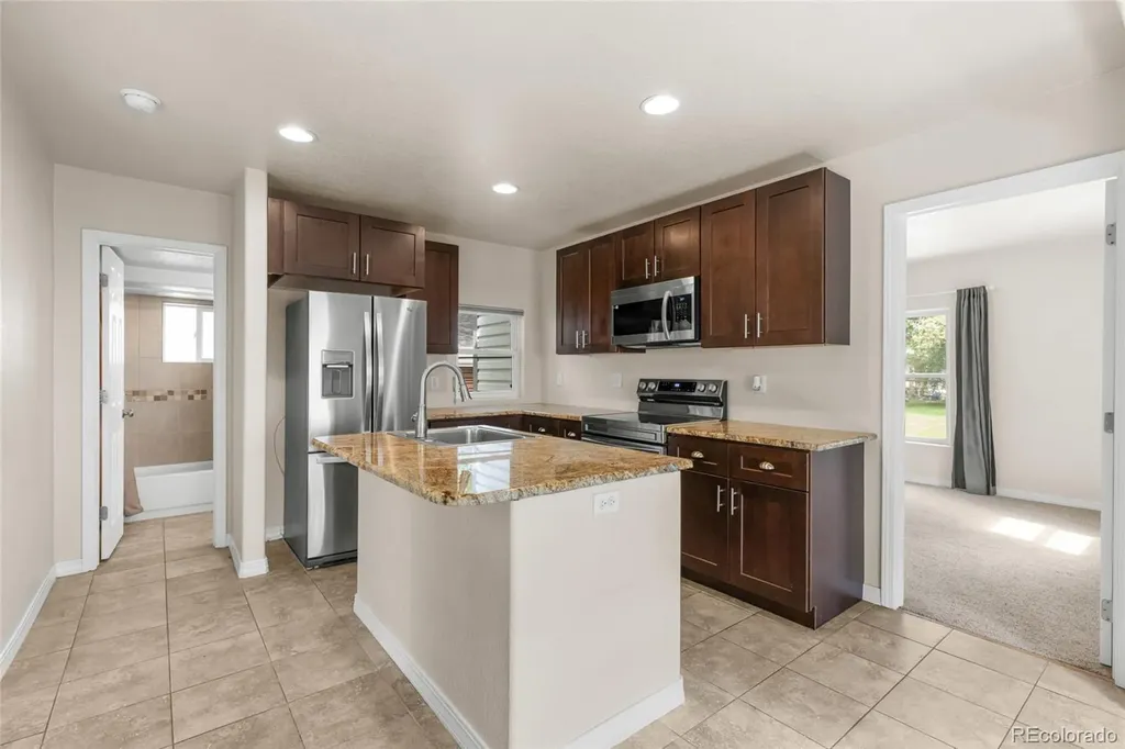 36 Reed Place Longmont CO 80504