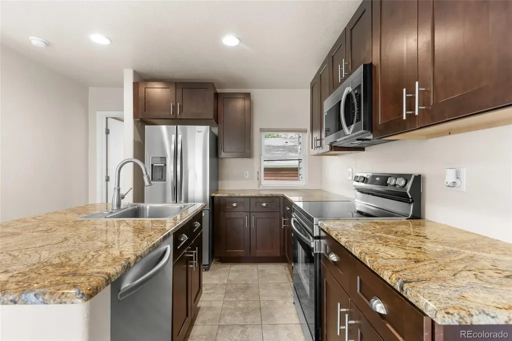 36 Reed Place Longmont CO 80504