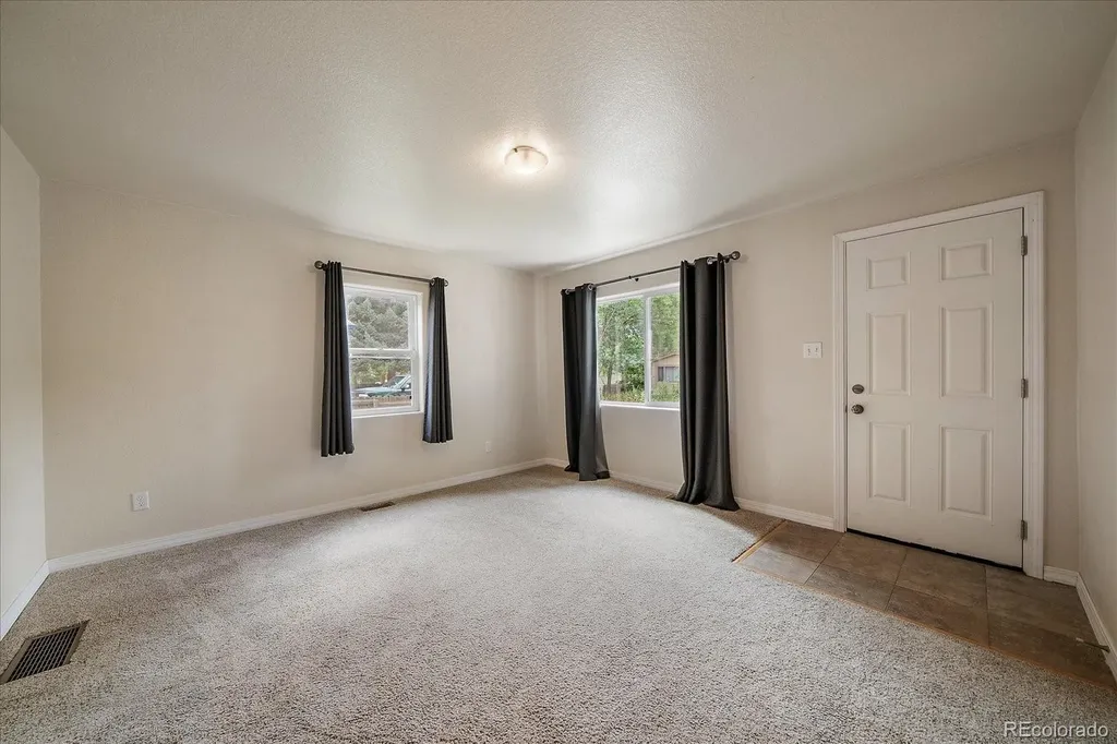 36 Reed Place Longmont CO 80504