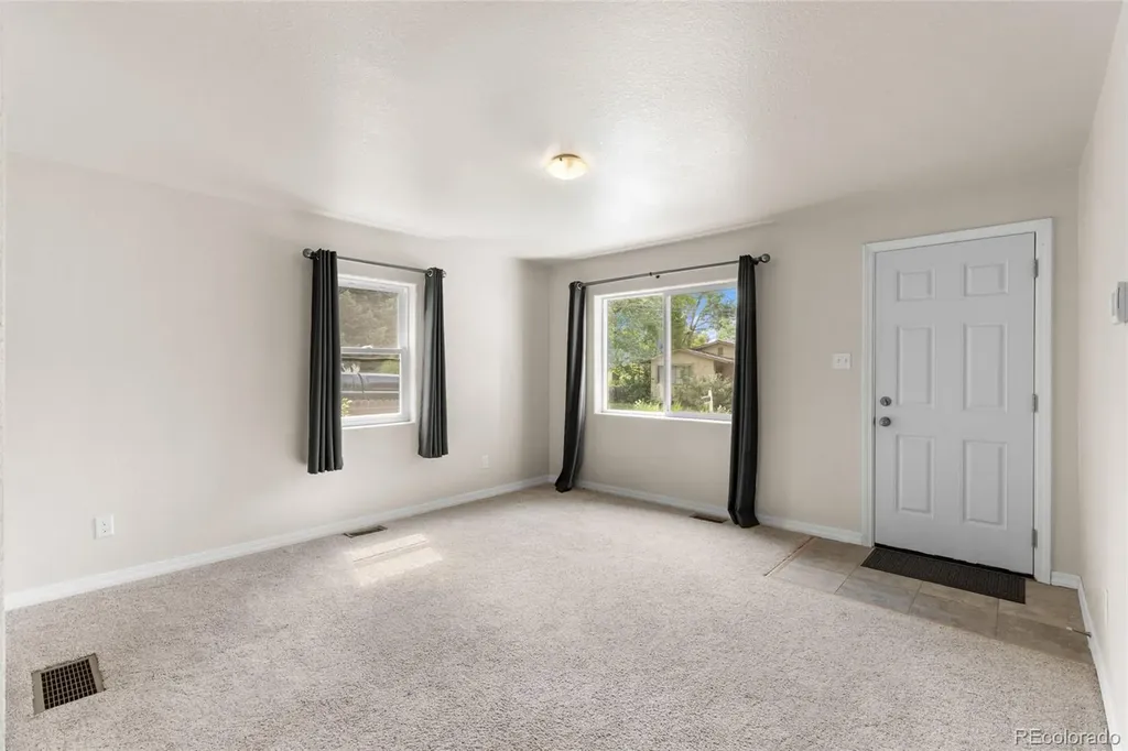 36 Reed Place Longmont CO 80504