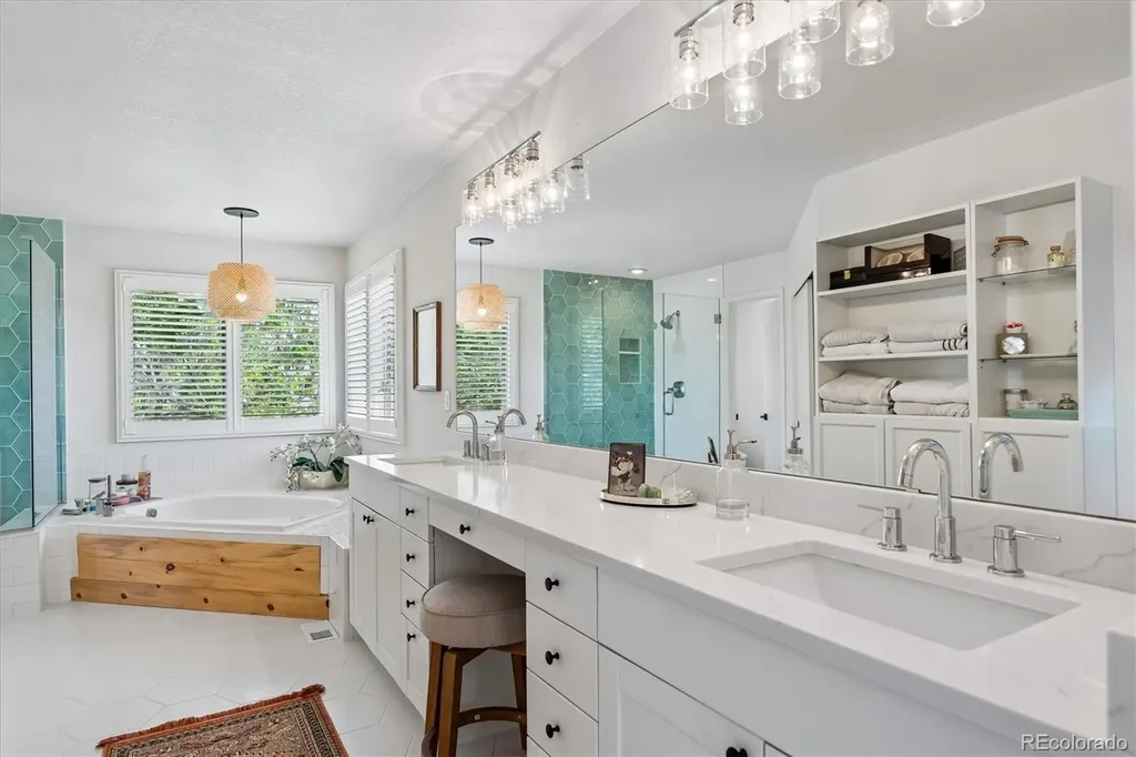 15955 E Crestridge Circle Centennial CO 80015