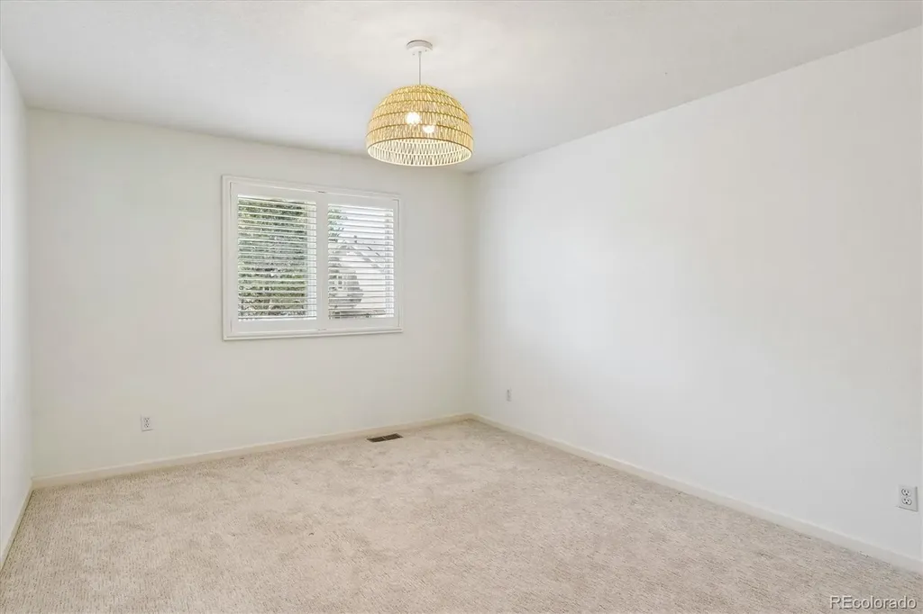 15955 E Crestridge Circle Centennial CO 80015