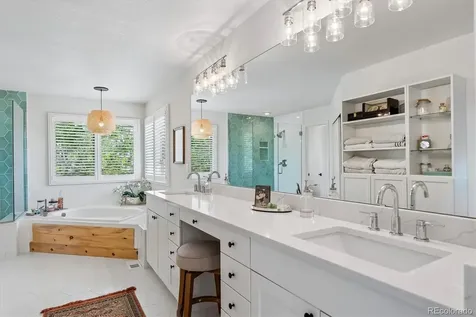 15955 E Crestridge Circle Centennial CO 80015