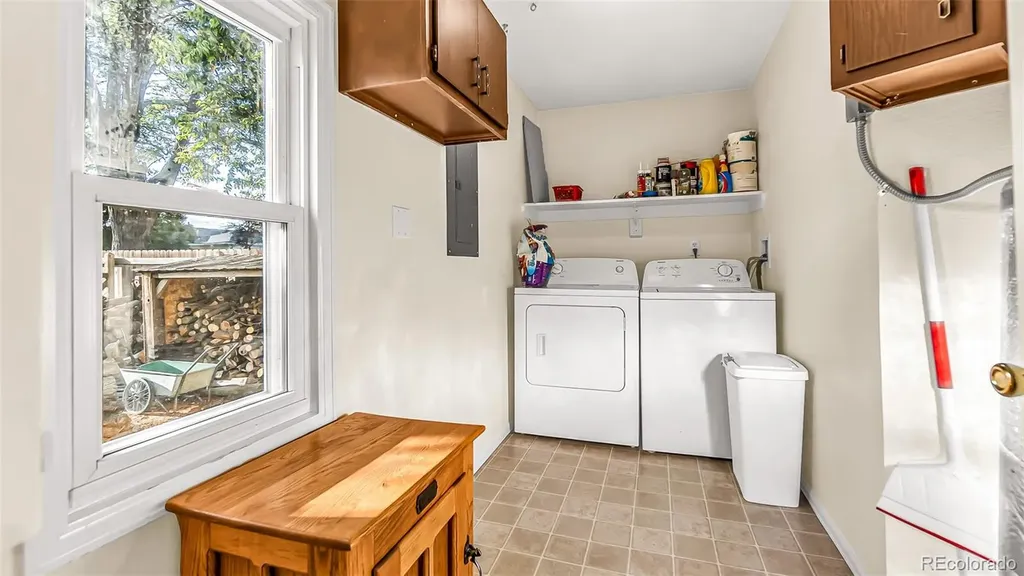 581 Bent Avenue Akron CO 80720