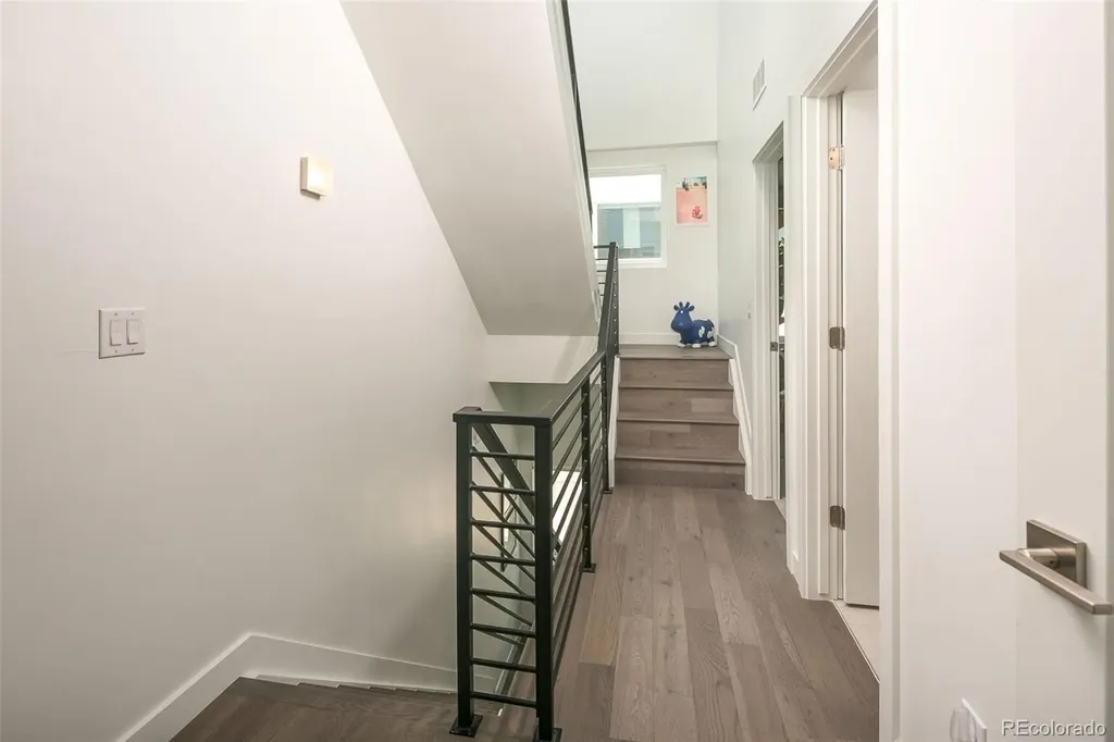 1616 Irving Street Denver CO 80204