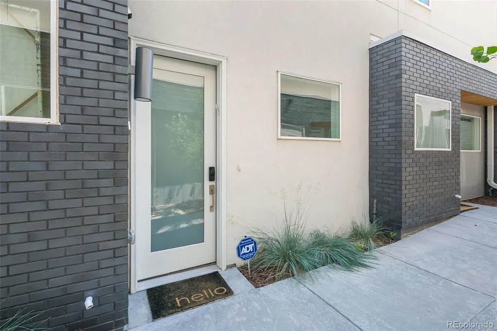 1616 Irving Street Denver CO 80204