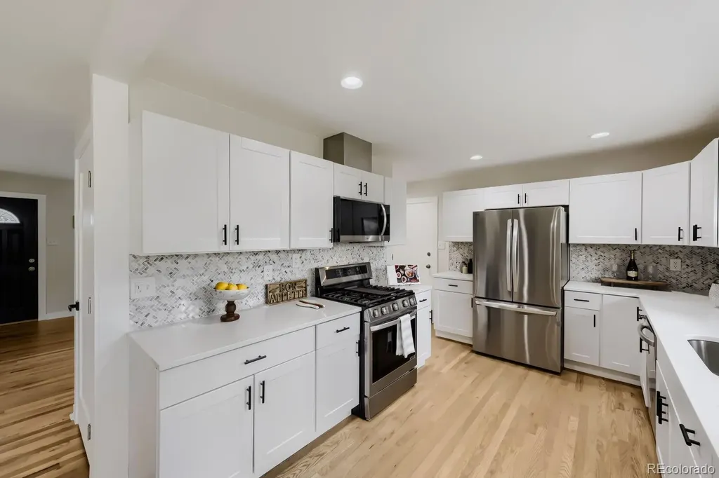 2764 S Raleigh Street Denver CO 80236