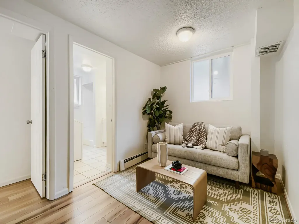 4422 W 11th Avenue Denver CO 80204