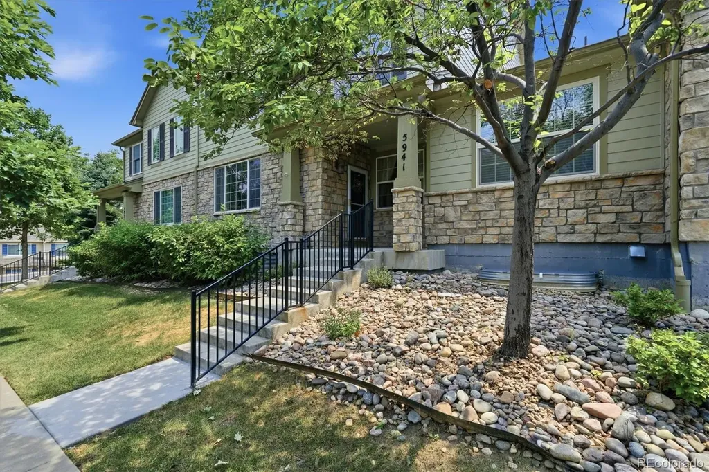 5941 S Wright Court Littleton CO 80127