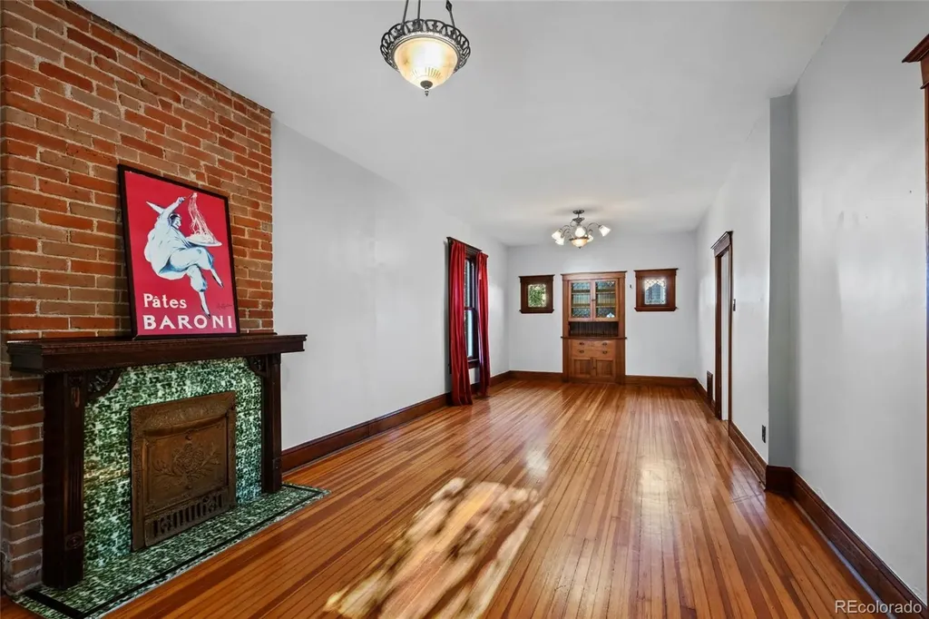 3019 N Gaylord Street Denver CO 80205