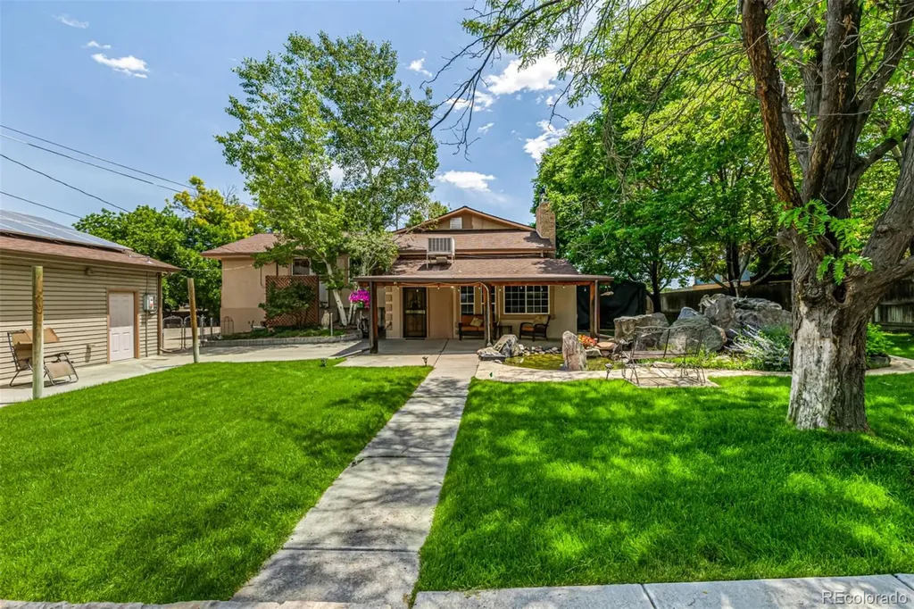 3525 S Brentwood Street Denver CO 80235