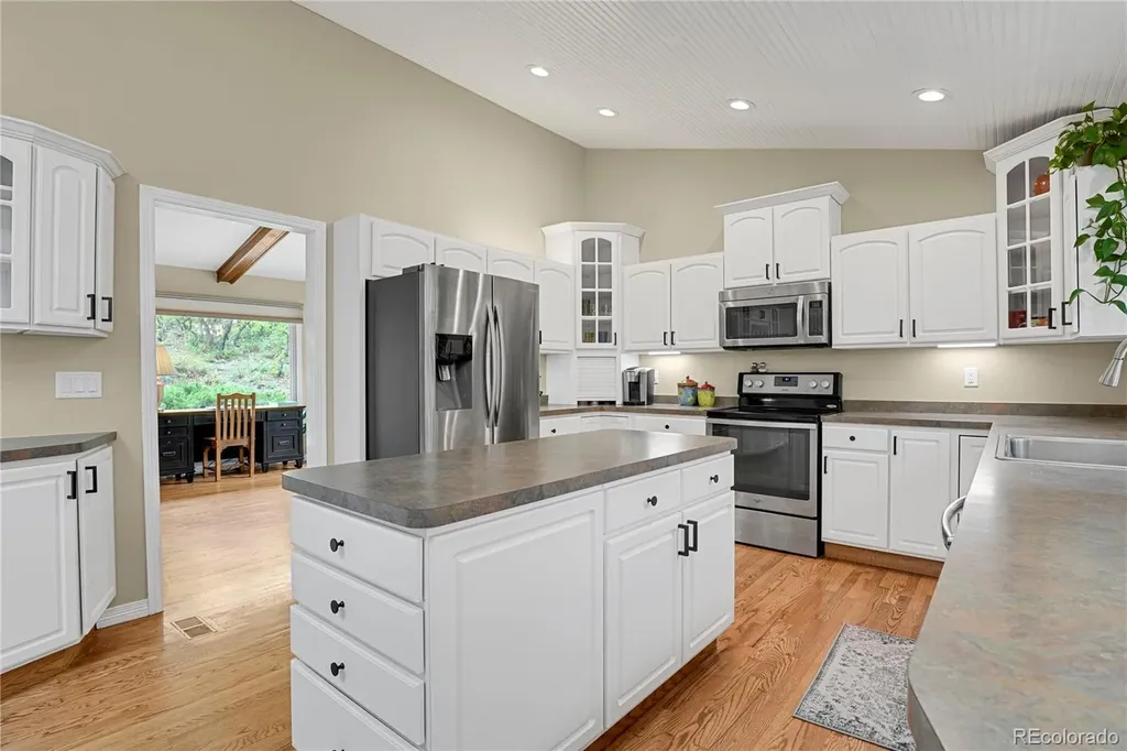 420 Royal Oak Drive Colorado Springs CO 80906