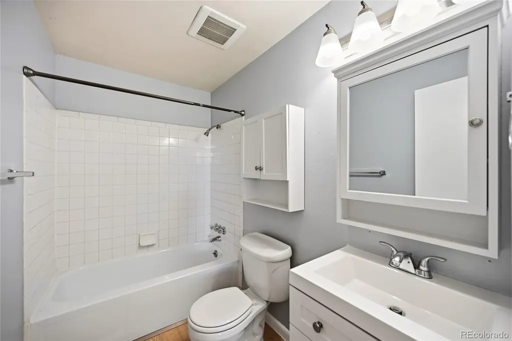 1253 Miller Street Lakewood CO 80215