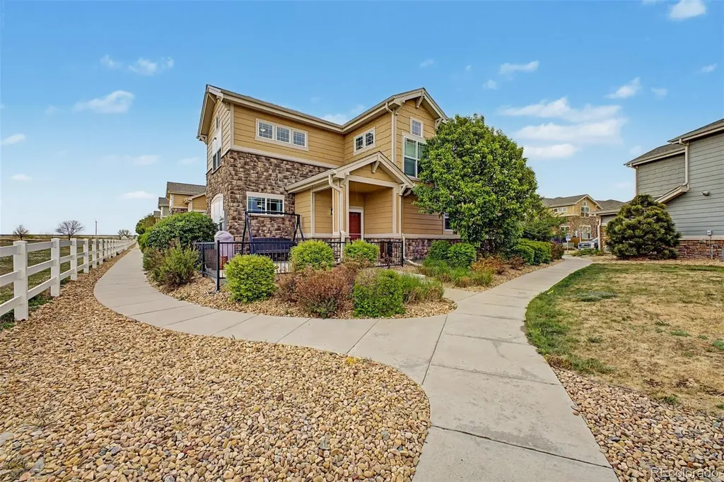 1791 S Buchanan Circle Aurora CO 80018