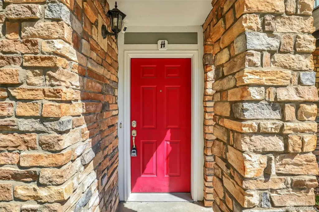 2763 W Riverwalk Circle Littleton CO 80123