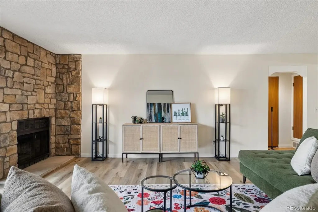 471 S Kalispell Way Aurora CO 80017